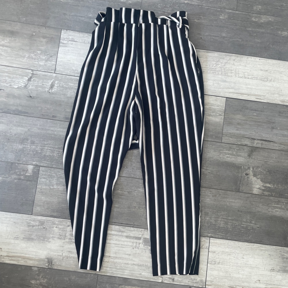 H&M Pants - Picture 2 of 3